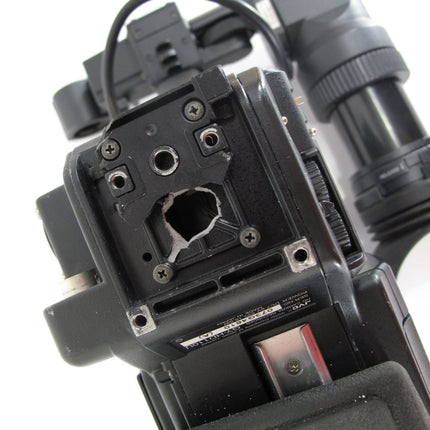 JVC GY - HD110U HD 3 - CCD MiniDV Profressional Video Camera Camcorder Body - ZeereeZ