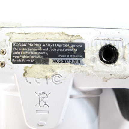Kodak PIXPRO Astro Zoom AZ421 - WH 16MP Digital Camera w/ 42X Optical Zoom - ZeereeZ