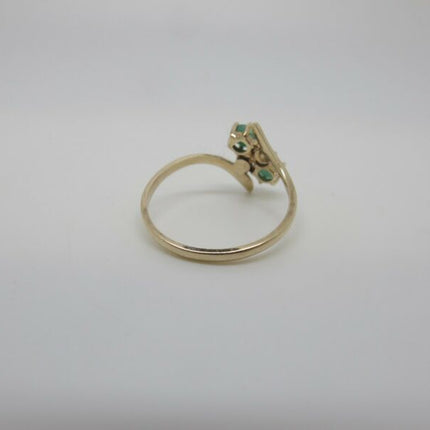 Ladies 10k Yellow Gold Natural Emerald Ring w/ Diamond Accents - ZeereeZ