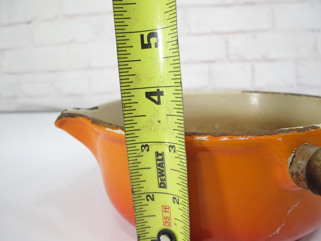Le Creuset 20cm Vintage Orange Cast Iron Enamel Wooden Handle Saucepan - ZeereeZ