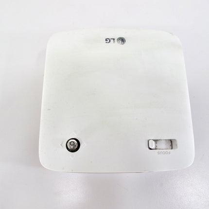 LG PH150G Compact Portable LED Projector w/ Embedded Battery & Screen Share - ZeereeZ