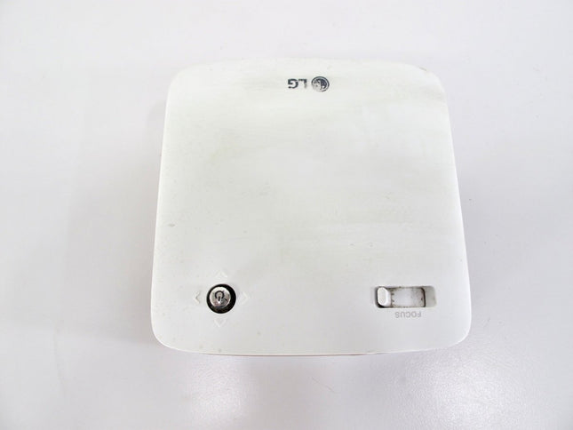 LG PH150G Compact Portable LED Projector w/ Embedded Battery & Screen Share - ZeereeZ