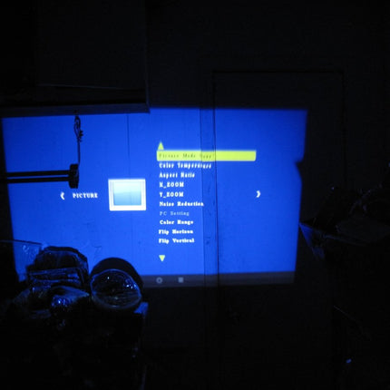 Locus L200 HDMI LED Smart Video Projector - ZeereeZ