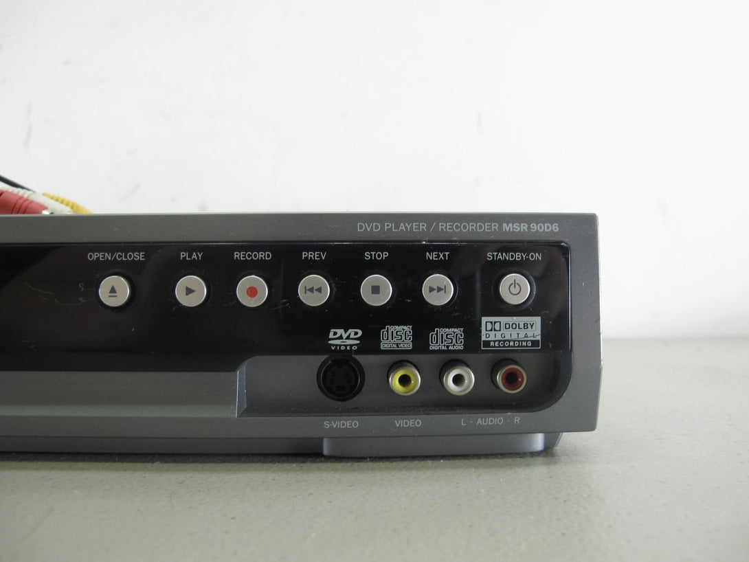 Magnavox MSR 90D6 DVD Recorder with Digital Tuner and AV Cables - ZeereeZ