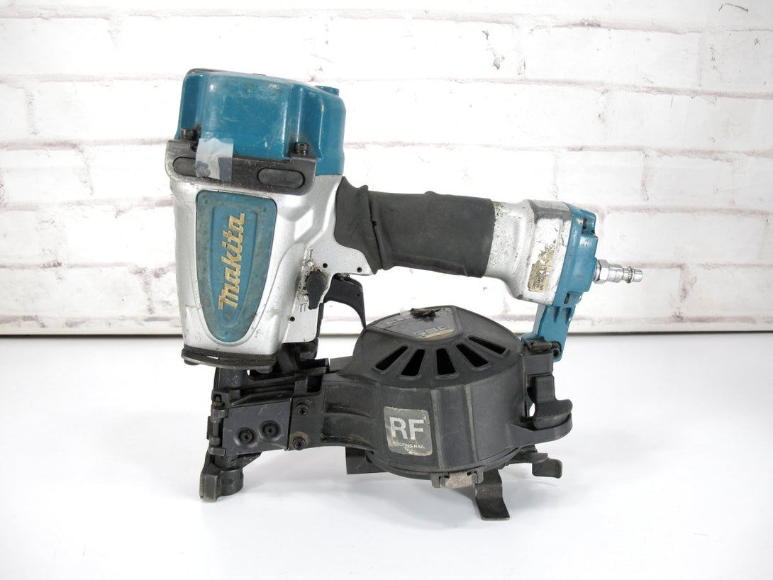 Makita AN454 1 - 3/4" 15 Degree Pneumatic Coil Roofing Nailer Nail Gun - ZeereeZ