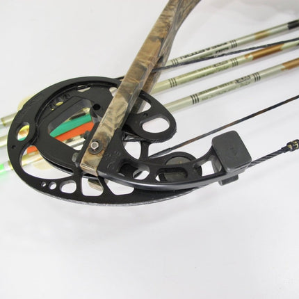 Mathews Solocam Black Max 2 Compound Hunting Bow with Arrows and Quiver 70# Right Hand - ZeereeZ