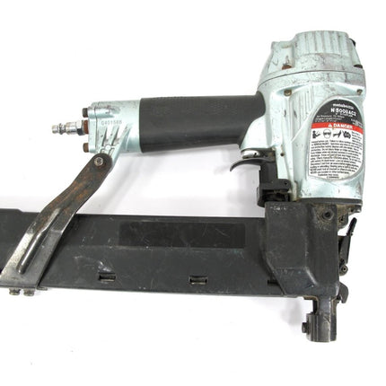 Metabo Hitachi N5008AC2 16 - Gauge 7/16" Medium Crown Pneumatic Stapler - ZeereeZ
