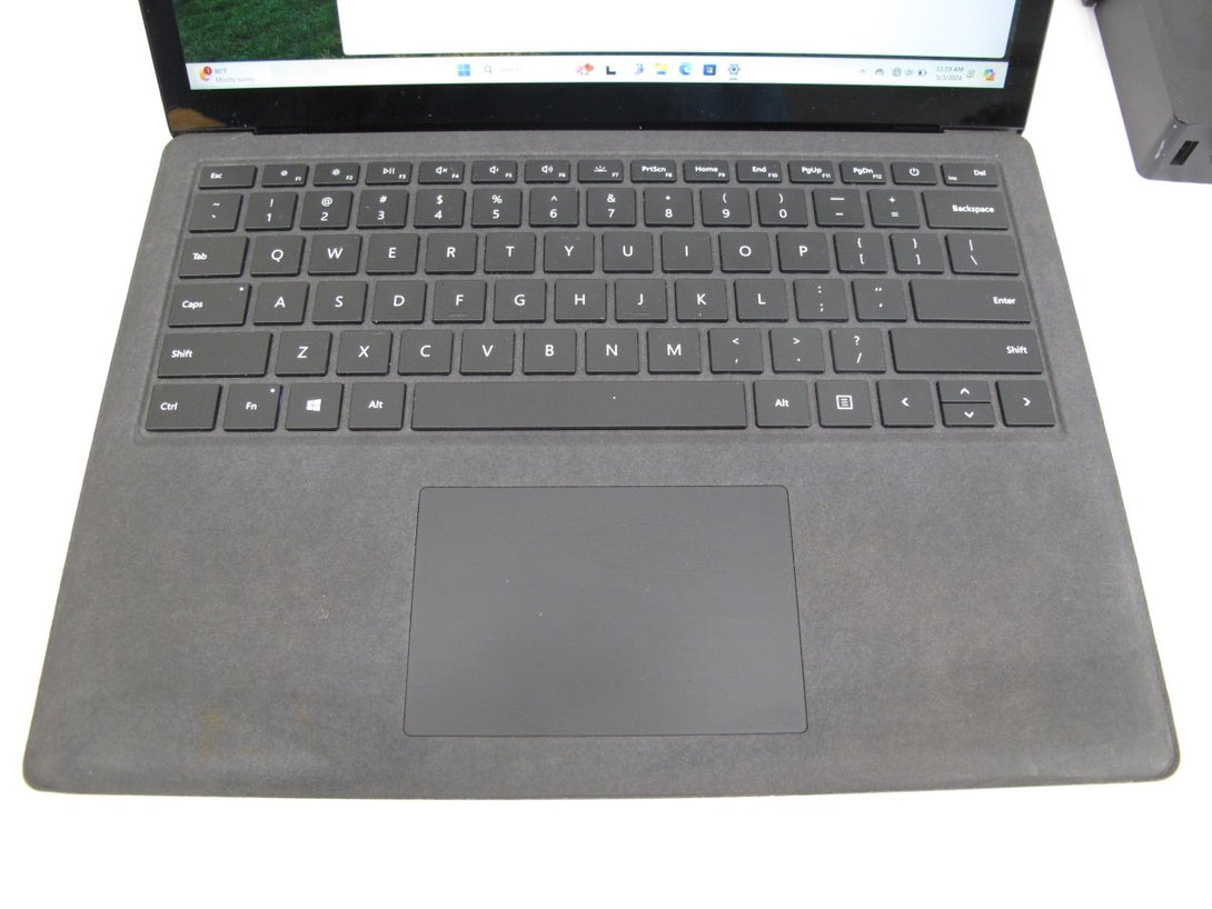 Microsoft Surface 2 1769 13.5" i7 - 8650U 1.90 8GB RAM 256GB SSD Win 11 - ZeereeZ