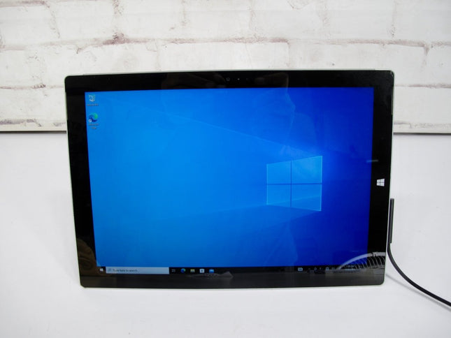 Microsoft Surface Pro 3 256GB Windows 10 Pro 8GB RAM 1.90GHz Tablet Computer - ZeereeZ