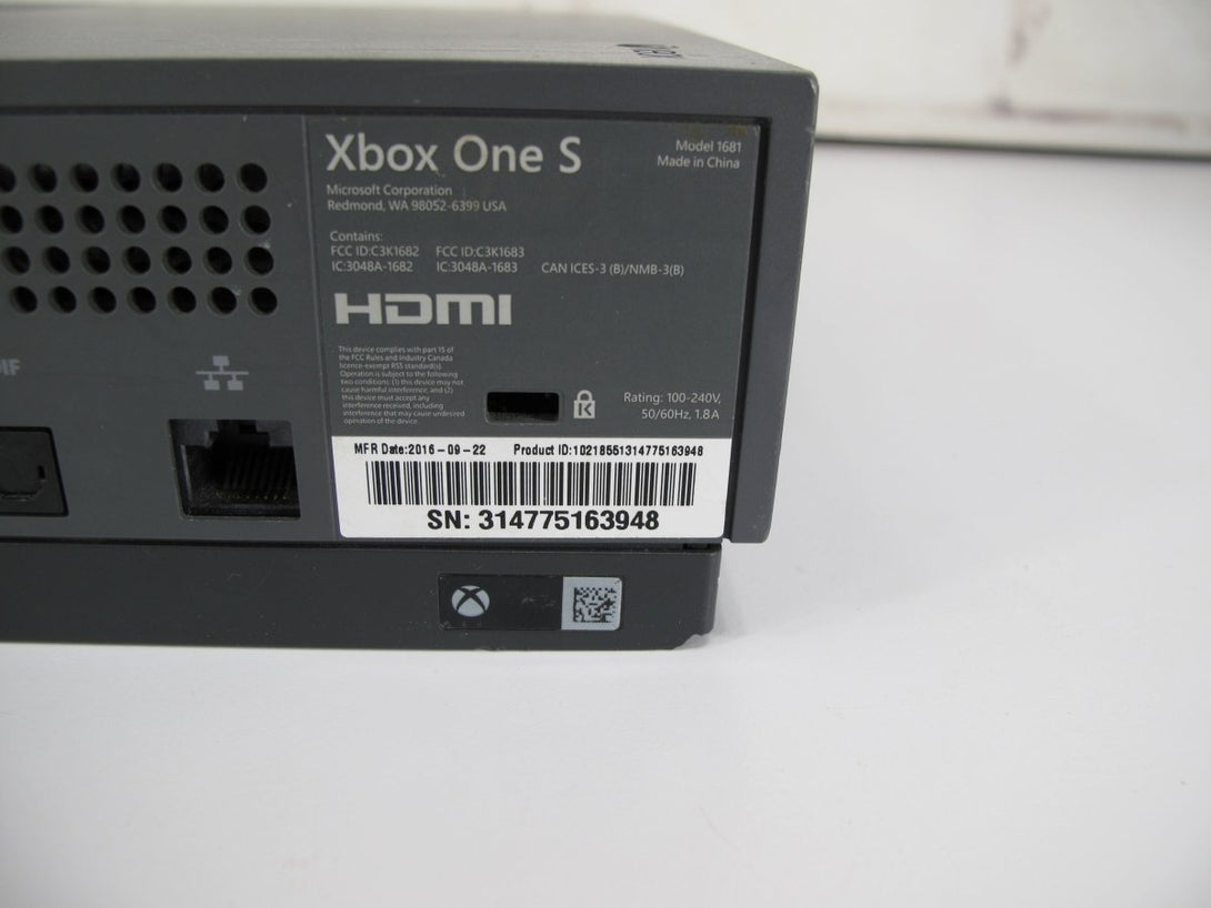 Microsoft Xbox One S 1681 1TB Video Game Console System - ZeereeZ