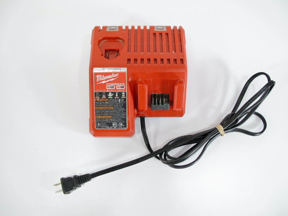 Milwaukee 48 - 59 - 1812 M12 M18 12V - 18V Red Lithium Battery Charger - ZeereeZ