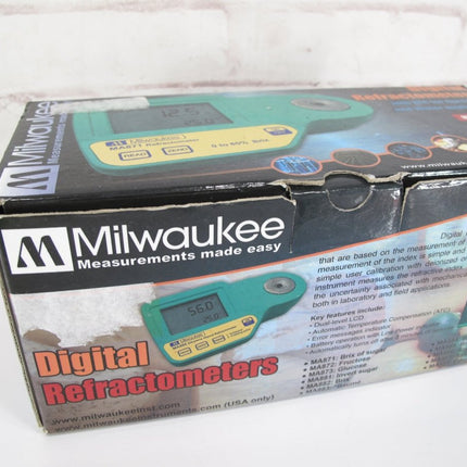 Milwaukee MA871 Digital Brix Refractometer Sucrose Measurement Device - ZeereeZ