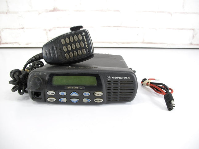 Motorola CDM1550 LS+ AAM25KKF9DP6AN VHF136 - 174MHz 25 - 40W 160CH Underdash Radio - ZeereeZ