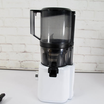 NAMA J2 SJ200 Cold Press Fruit & Vegetable Juicer - ZeereeZ