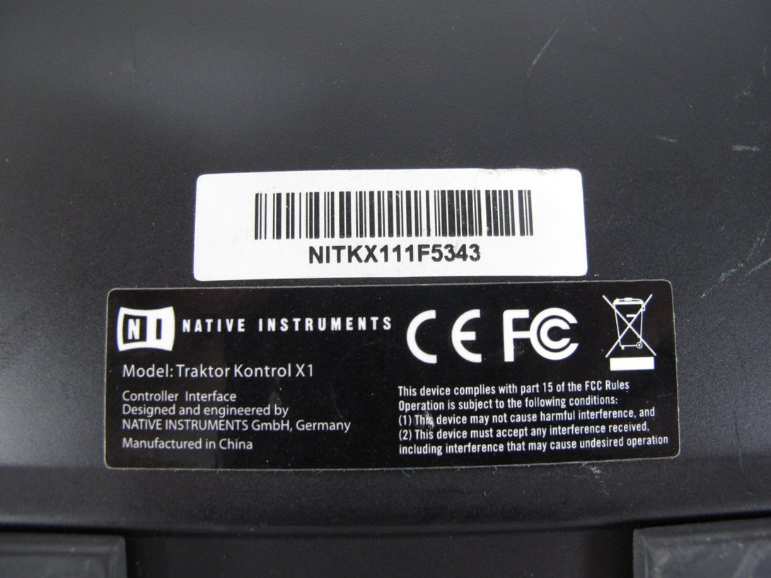 Native Instruments Traktor Kontro X1l MK1 DJ Interface Controller - ZeereeZ