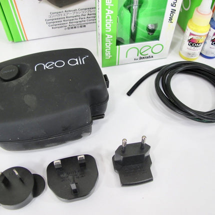 NEO for Iwata Gravity Feed Airbrushing Kit with NEO CN Airbrush Sprayer - ZeereeZ