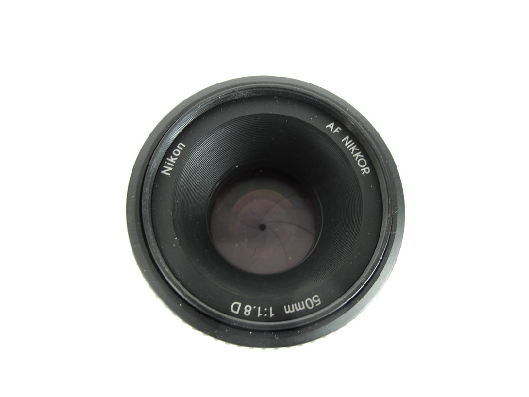 Nikon AF FX NIKKOR 50mm f/1.8D Lens for Nikon DSLR Cameras - ZeereeZ