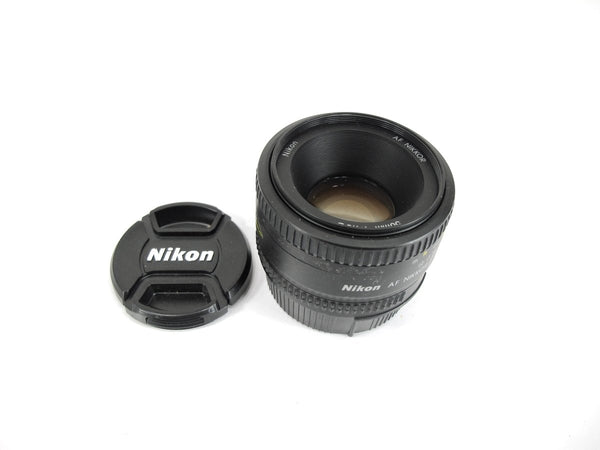 Nikon AF FX NIKKOR 50mm f/1.8D Lens for Nikon DSLR Cameras - ZeereeZ