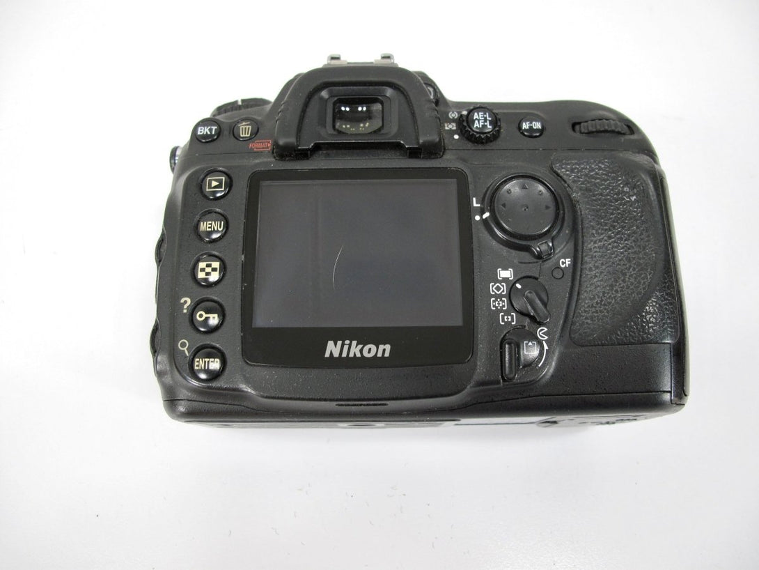 Nikon D200 10.2MP Digital SLR Camera Body - ZeereeZ