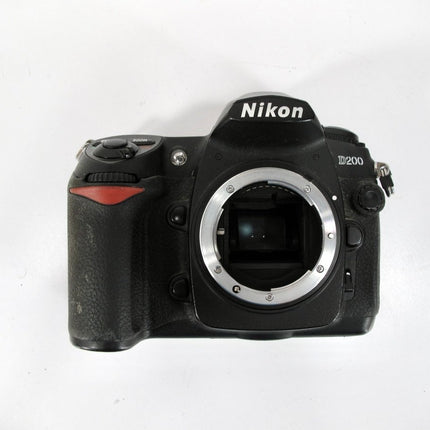 Nikon D200 10.2MP Digital SLR Camera Body - ZeereeZ