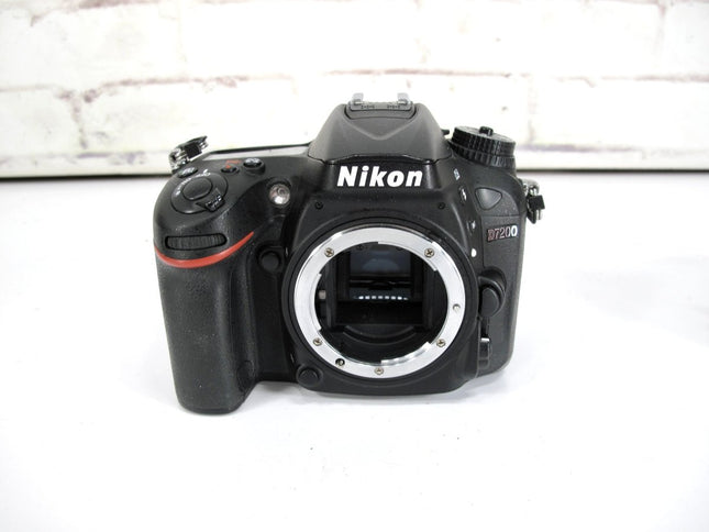 Nikon D7200 24.1 MP Digital SLR Camera Body - ZeereeZ