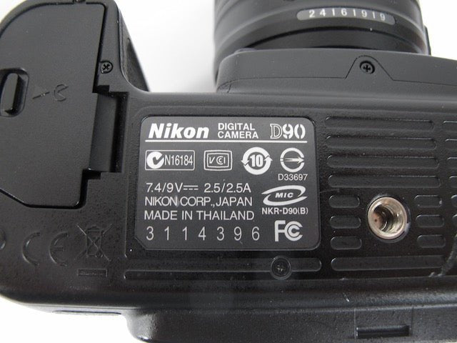 Nikon D90 12.3 MP Digital SLR Camera Body - ZeereeZ