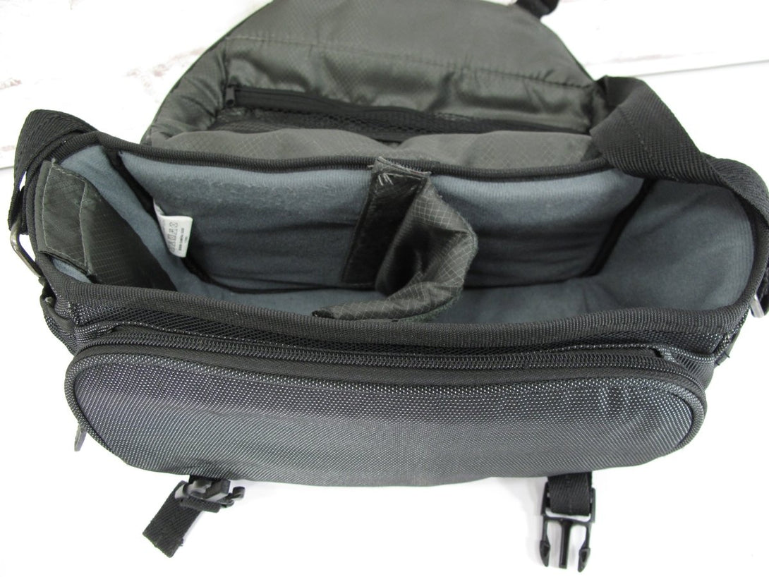 Nikon Deluxe Digital SLR Camera Case Gadget Bag for D3100 D3200 D5100 D5200 D750 - ZeereeZ