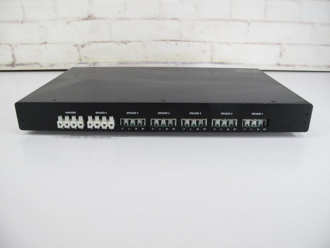 Niles SVC - 6 Speaker Selection / Volume Control System - ZeereeZ