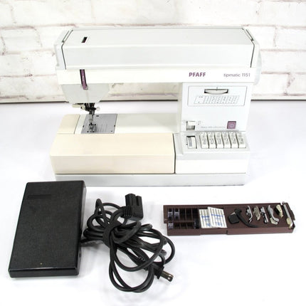 PFAFF Tipmatic 1151 Zig Zag Sewing Machine - ZeereeZ
