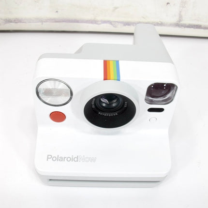 Polaroid Now Autofocus Instant Film Camera White 006092 - ZeereeZ