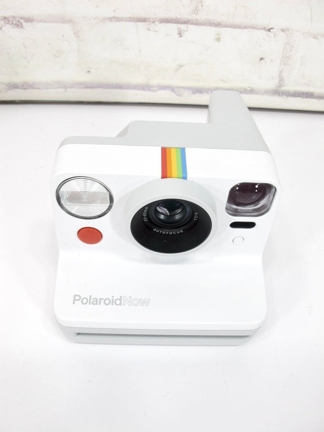 Polaroid Now Autofocus Instant Film Camera White 006092 - ZeereeZ