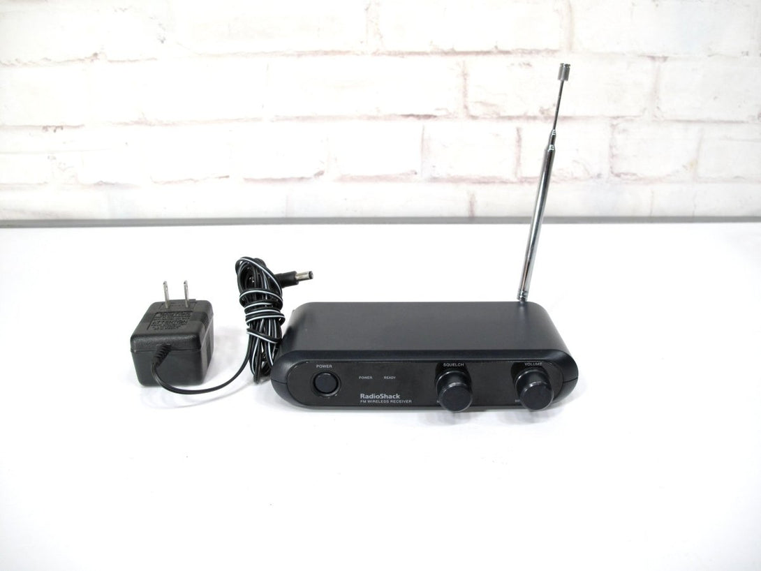Radio Shack 32 - 1257 FM Wireless Microphone Receiver 169.505MHz - ZeereeZ