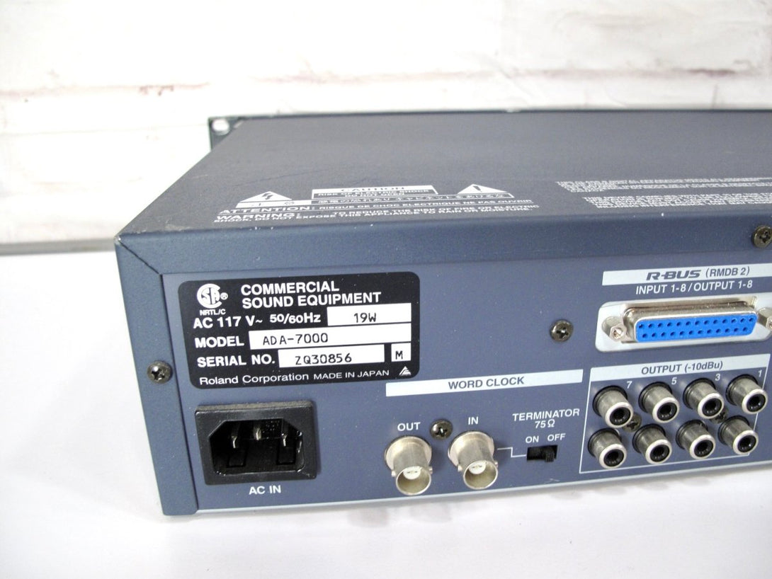 Roland ADA - 7000 8 - Channel A/D - D/A Converter Rack Mount I/O Expander R - BUS - ZeereeZ