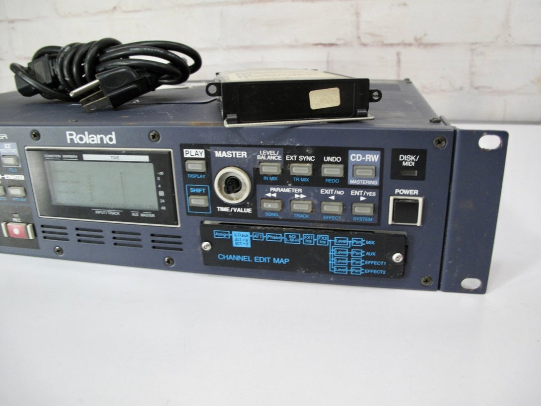 Roland VSR - 880 8 Track Rack Mount Digital Hard Disk Studio Recorder - ZeereeZ