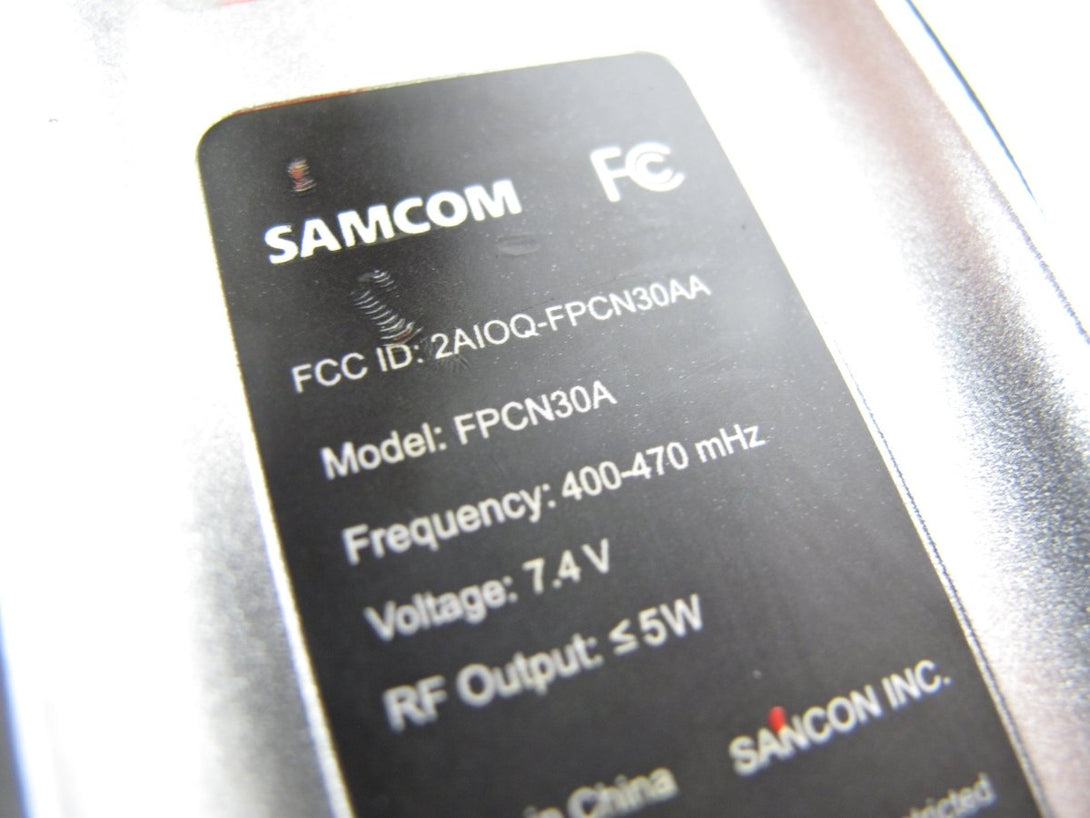 Samcom FPCN30A UHF Portable Handheld 2 - Way Radio 400 - 470MHz 5W - ZeereeZ