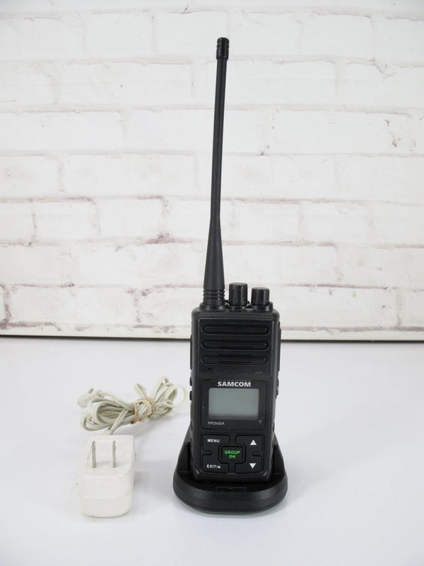 Samcom FPCN30A UHF Portable Handheld 2 - Way Radio 400 - 470MHz 5W - ZeereeZ