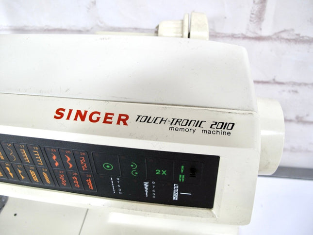 Singer Touch - Tronic 2010 Memory Sewing Machine - ZeereeZ