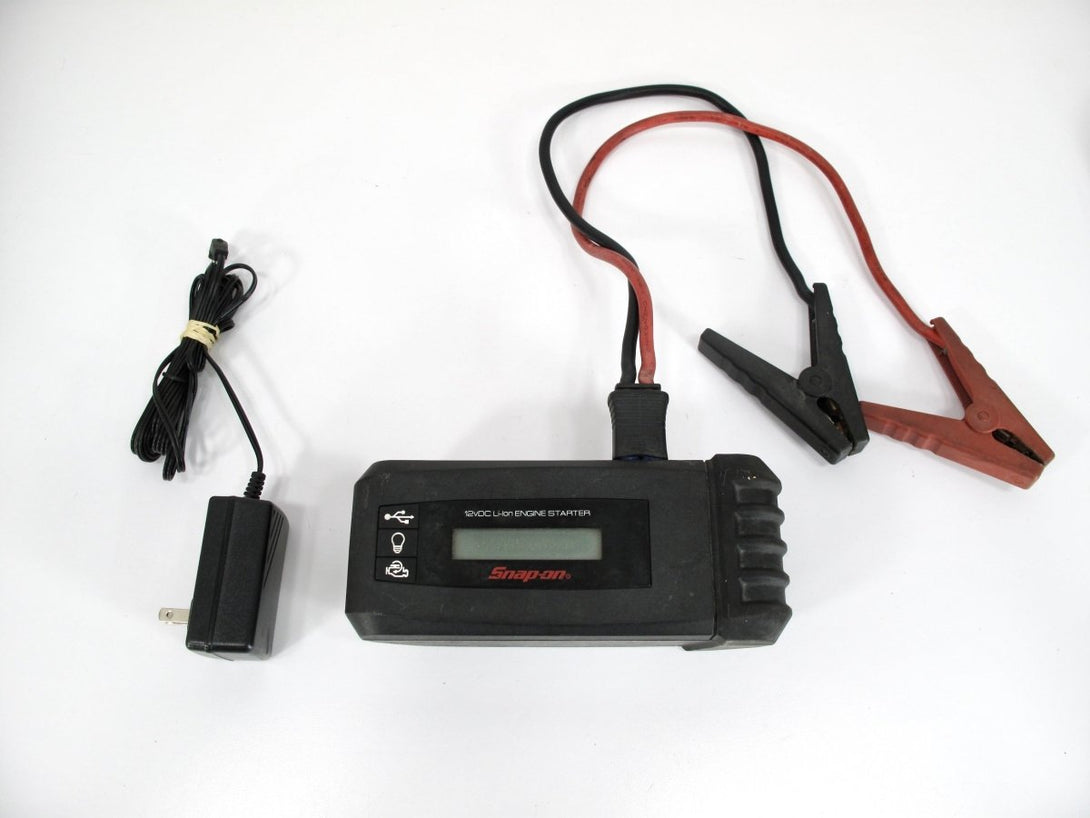 Snap - On EEJP201MBK 12V Lithium Compact Engine Starter USB Charger & Light - ZeereeZ