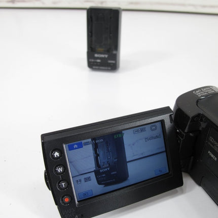 Sony HDR - CX100 AVCHD HD Handycam High Def Camcorder w/ 10x Optical Zoom - ZeereeZ