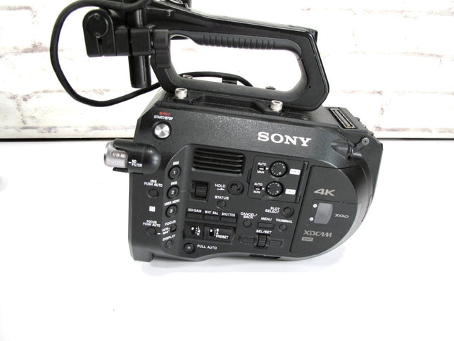 Sony PXW - FS7 4k Professional Video Camera HDR XDCAM Super 35 - ZeereeZ
