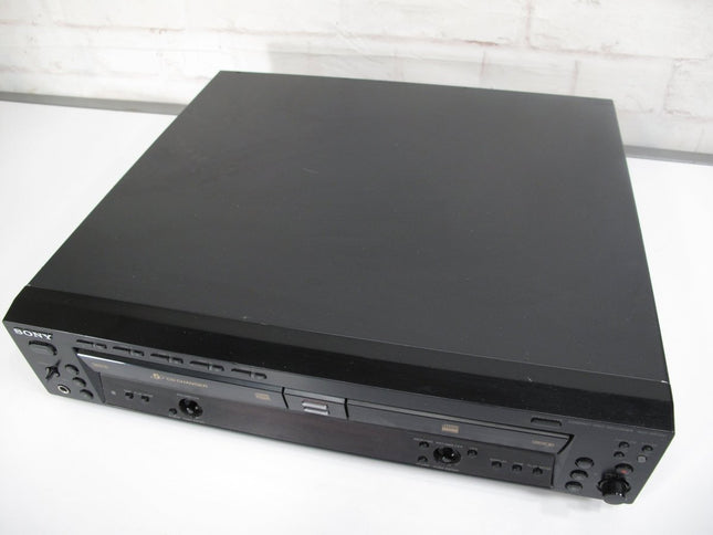 Sony RCD - W500C 5 Disk Changer Recorder CD, CD - R, CD - RW & MP3 Player - ZeereeZ