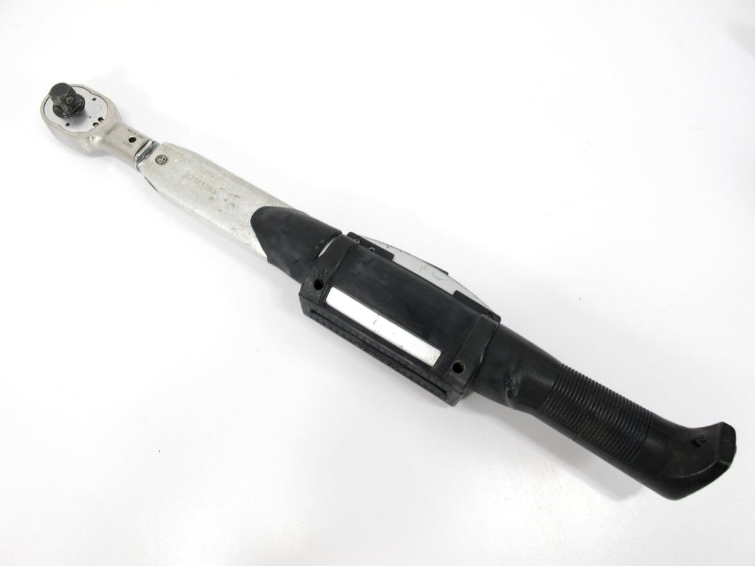 Tohnichi CEM1003X15D Digital Precision Torque Wrench - ZeereeZ
