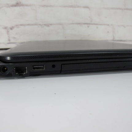 Toshiba Satellite C55 - B5101 2.16GHz 500GB 4GB RAM Windows 10 Home Laptop - ZeereeZ