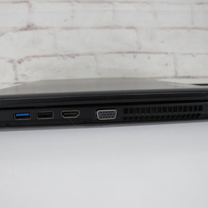 Toshiba Satellite C55 - B5101 2.16GHz 500GB 4GB RAM Windows 10 Home Laptop - ZeereeZ