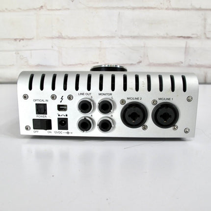 Universal Audio Apollo Twin UAD2 SOLO 2x6 Thunderbolt Audio Interface with UAD DSP - ZeereeZ