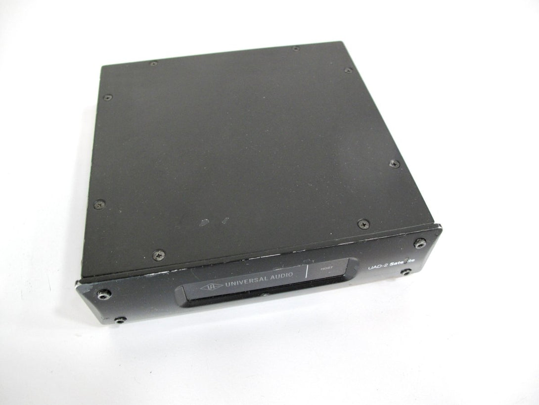 Universal Audio UAD - 2 Satellite OCTO Core Thunderbolt DSP Accelerator w/ cord - ZeereeZ
