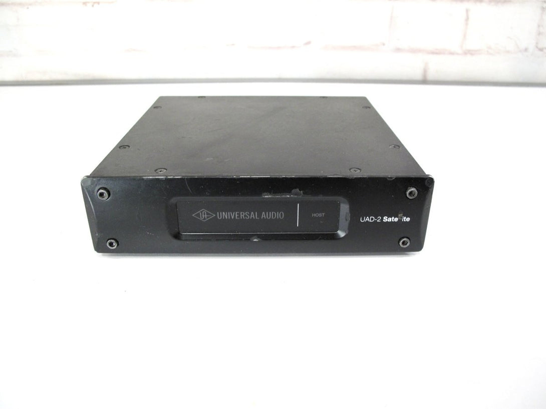 Universal Audio UAD - 2 Satellite OCTO Core Thunderbolt DSP Accelerator w/ cord - ZeereeZ
