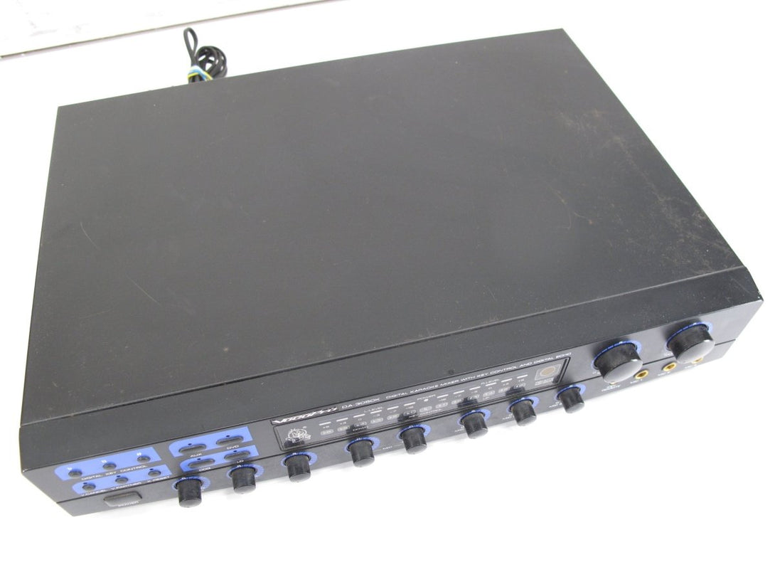 VocoPro DA - 3050K Digital Karaoke Mixer w/ Key Control & Digital Echo - ZeereeZ