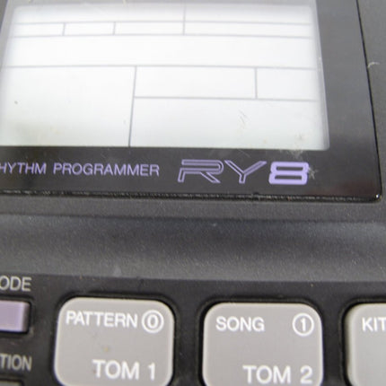 Yamaha RY8 Portable Drum Machine Rhythm Sequencer - ZeereeZ