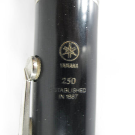 Yamaha YCL 250 Bb Student Model Clarinet With Mouthpiece - ZeereeZ